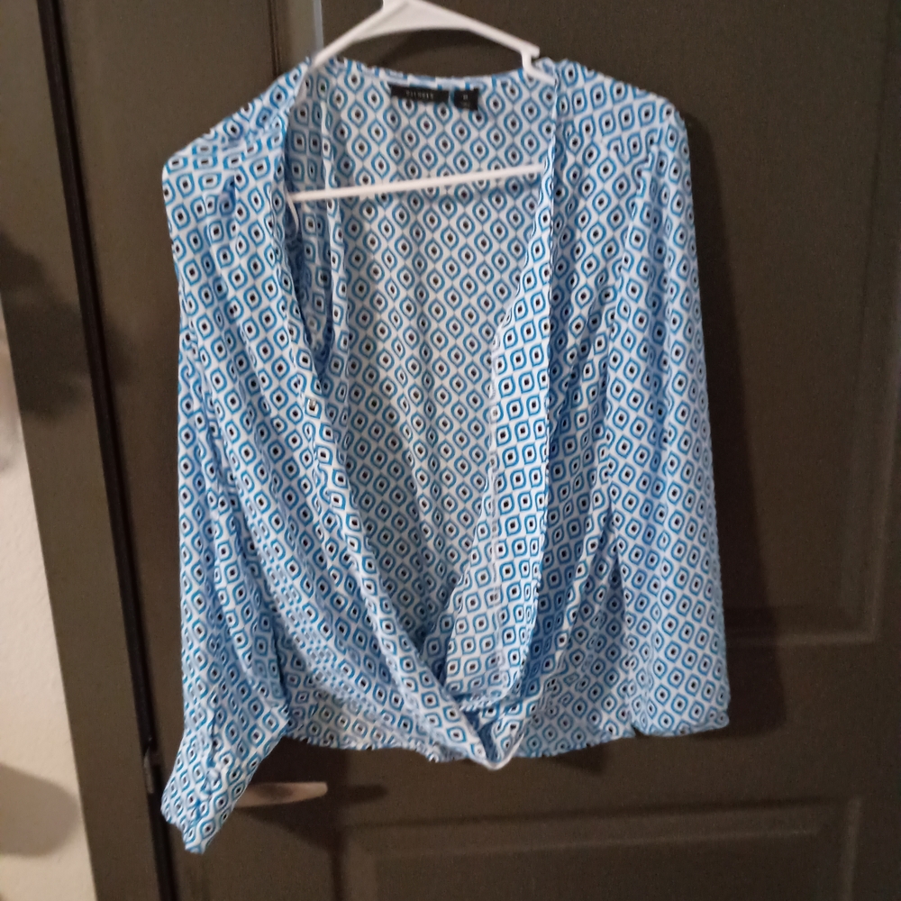 Halogen Blue and White Geometric Blouse
